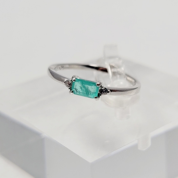 Sterling Silver Paraíba Tourmaline Ring - Picture 7 of 13